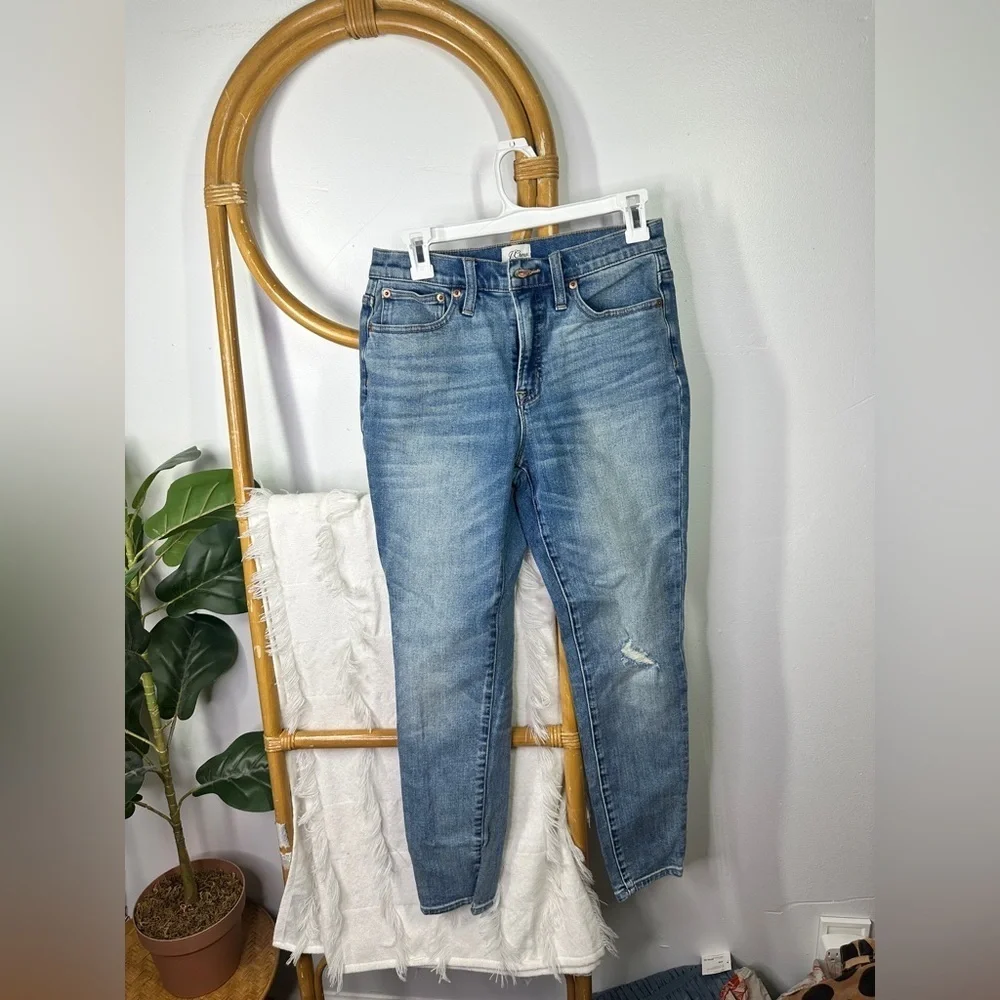 J. Crew 10in High Rise Toothpick Jean sz 28